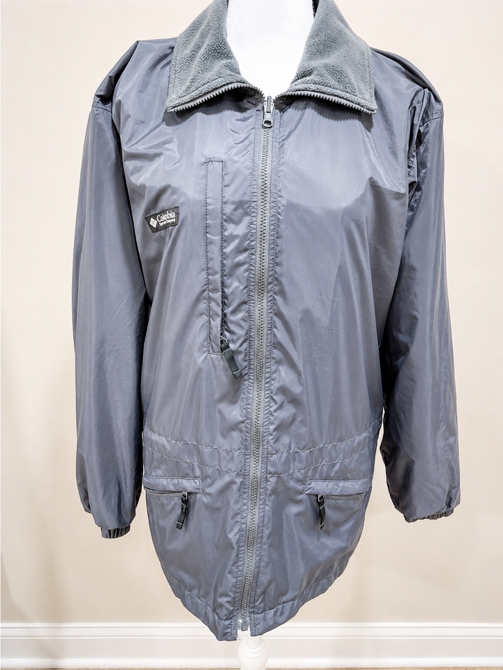 Columbia Sportswear Company/SIZE S/MENS/Lightweight/Jacket/Gray/Zipper/NYLON/